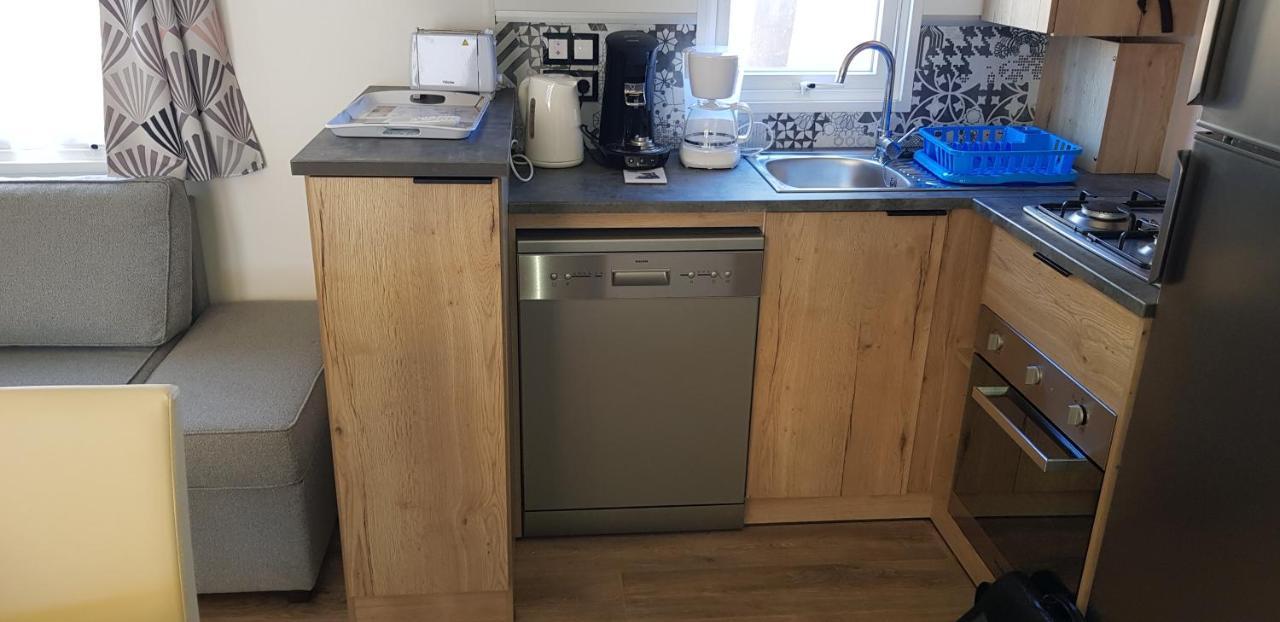 Les Mobilhomes Helvetiques 4 Etoiles Mar Estang Canet En Roussillon Exterior foto