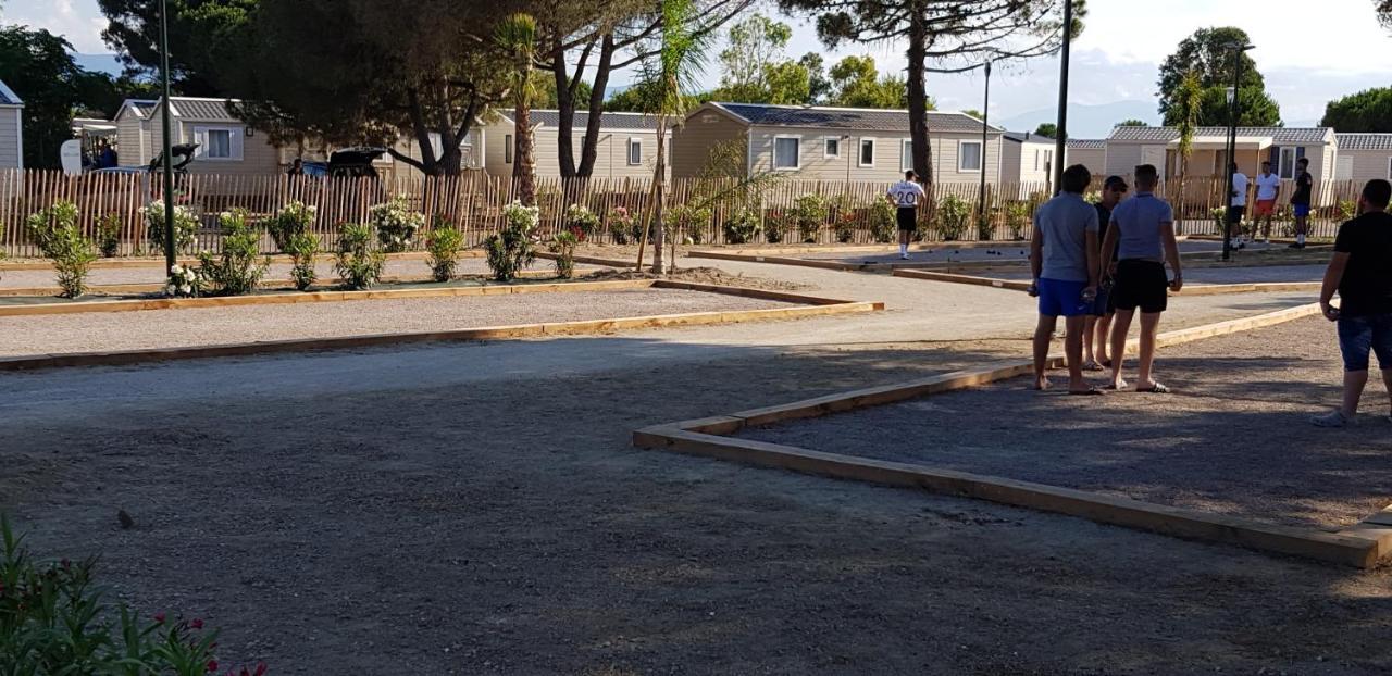 Les Mobilhomes Helvetiques 4 Etoiles Mar Estang Canet En Roussillon Exterior foto