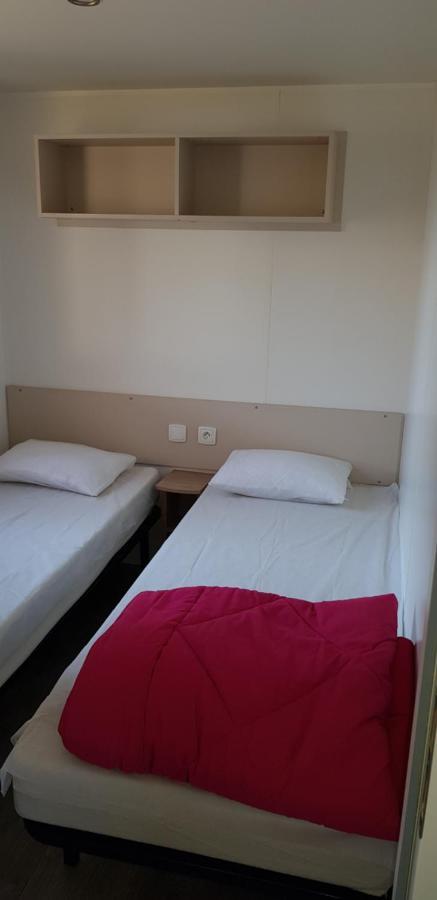 Les Mobilhomes Helvetiques 4 Etoiles Mar Estang Canet En Roussillon Exterior foto