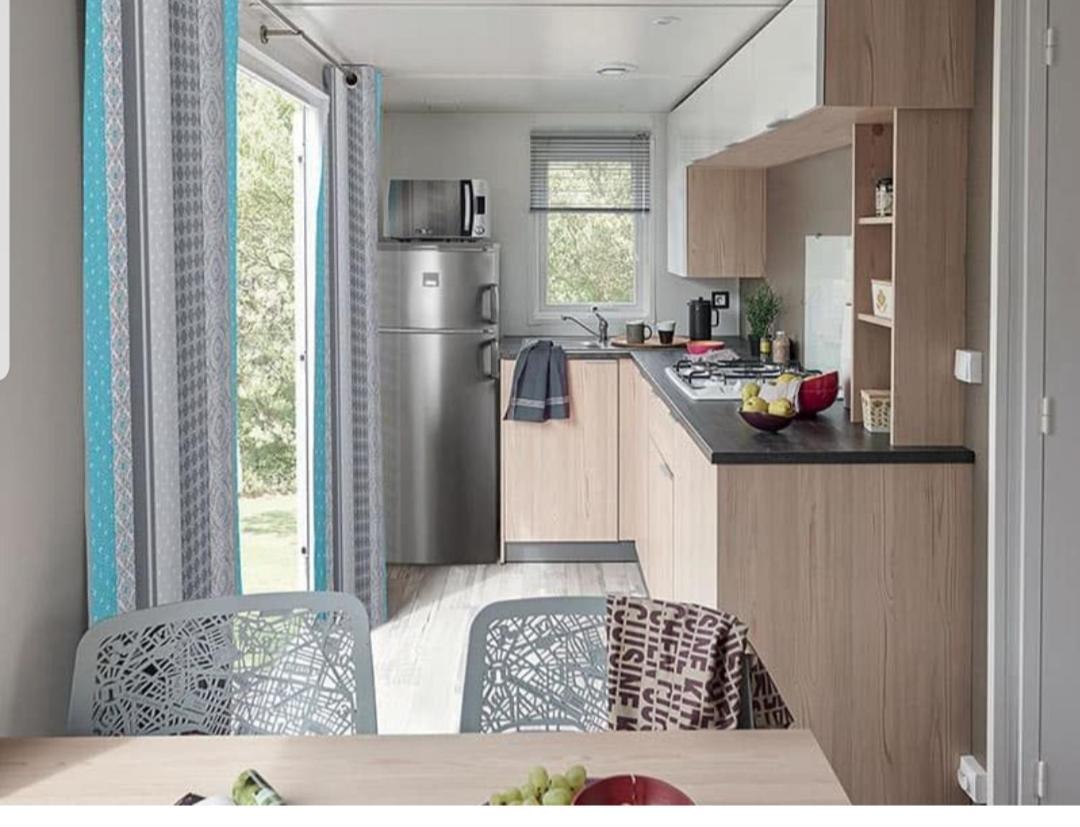 Les Mobilhomes Helvetiques 4 Etoiles Mar Estang Canet En Roussillon Exterior foto